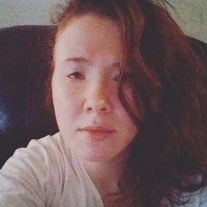 Meet your Posher, Selena